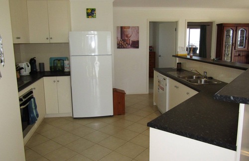 Para Wurlie House | Tranquility on Turton ~ Close to Tavern