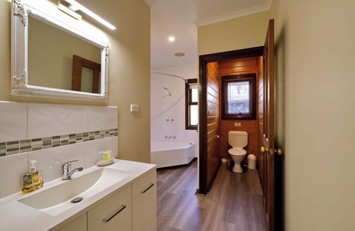 Port Sorell Bed & Breakfast | Tranquilles Bed and Breakfast