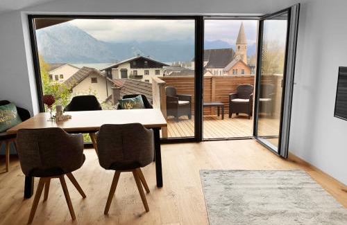 Altmuenster Apartment | Traum Panorama Apartment mit Berg & Seeblick
