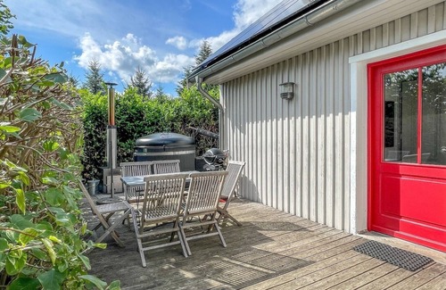 Luckow House | traumHaff® Sea Hideaway, private NORDICSPA, fireplace, dog, 200m from the water