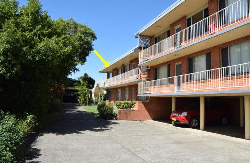 South West Rocks Apartment | Traveller's Palms no 8 - Bring your own linen.