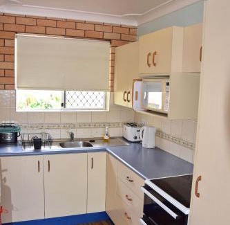 South West Rocks Apartment | Traveller's Palms no 8 - Bring your own linen.