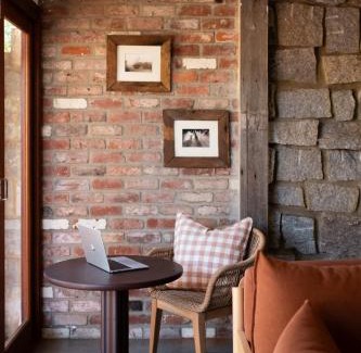Fremantle Villa | Traveller's Return Retreat