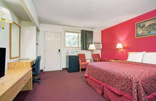 Red Wing Hotel | Travelodge by Wyndham Red Wing