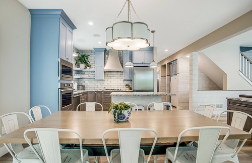 Mayfield House | Traverse City Lakemore Resort, New Luxury Lakefront Home on Arbutus Lake