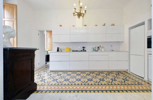 Repubblica Apartment | TreasureRome Boheme Family home 3 bedroom by Trevi Fountain