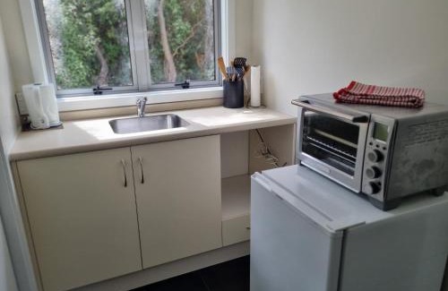 Taieri Mouth Apartment | Tree House