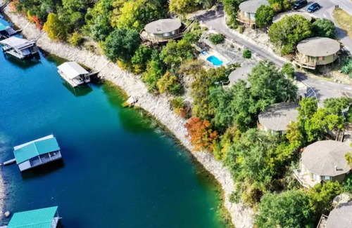 Lakeway Villa | Tree House on Lake Travis #15