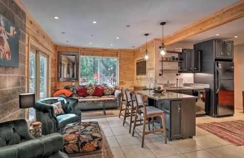 Interlochen House | Tree Top Terrace Cottage