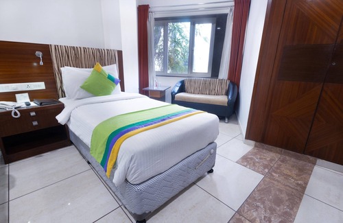 Ahmedabad City Centre Hotel | Treebo Ambassador