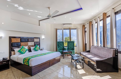 Bathri Hotel | Treebo Anjukul