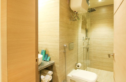 Chinar Park Hotel | Treebo Hoops - Airport
