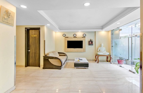 Sushant Lok Hotel | Treebo Sai Village Gold Souk - Sec 43