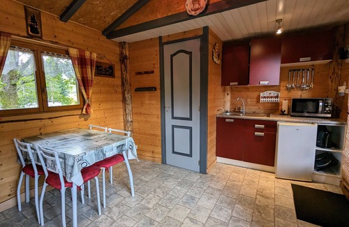 Ferdrupt Ski Chalet | Treehouse with terrace, sauna, and BBQ in Ferdrupt