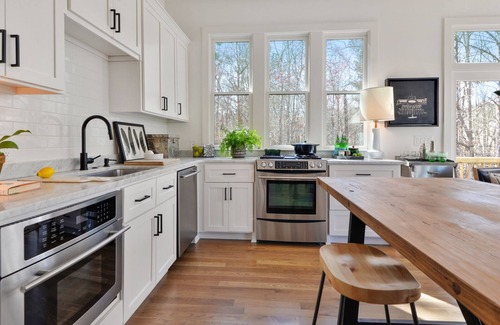Palmetto House | Treetop Cottage in Selborne