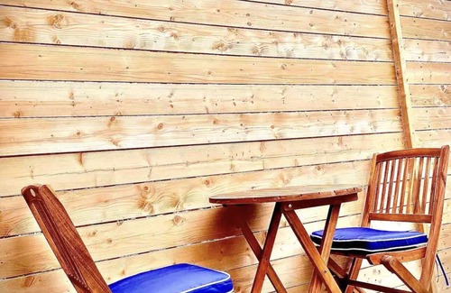 Gravenhurst Apartment | Treetop Loft | Private Hot Tub + Spa | Muskoka Bay