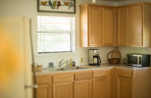 Tomball Apartment | Treetop Studio - NW Houston Area