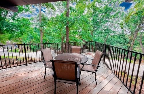 Village of Four Seasons House | Treetop Village-3bed3bathpoolsdock8pp