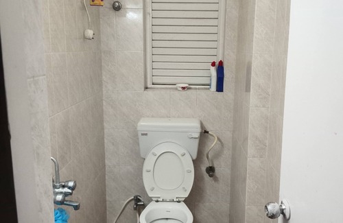 Bhandardaha Apartment | Tremendous 2-bedroom apartment with AC in Maheshtala
