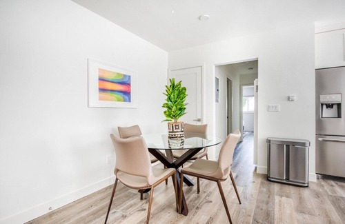 Redondo Beach Apartment | Trendy Redondo Beach 2BR, nr Pier, Beach & Restaurants, by Blueground