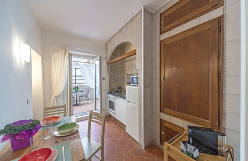 Repubblica Apartment | [Trevi] Domus Avignonesi