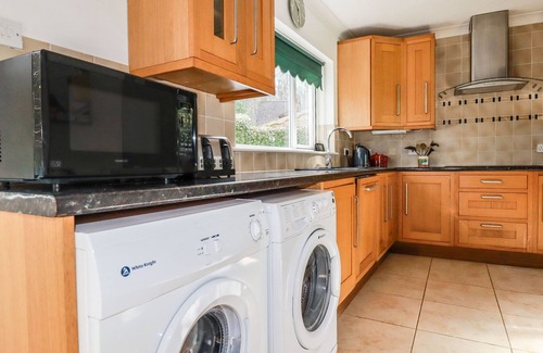 Camborne House | TREVOW, pet friendly, character holiday cottage in Camborne