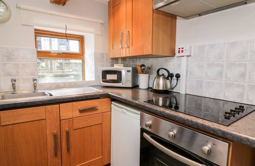 Rhayader Cottage | TRIANGLE INN COACHOUSE, pet friendly in Rhayader