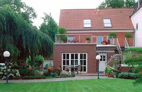 Emden House | Triple Room, Shower, Toilet - Am Boltentor, Hotel garni