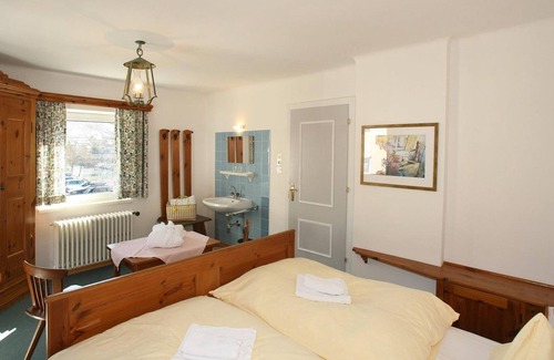 Bruck an der Grossglocknerstrasse Other | Triple room with fl. Water - Alpenblick, guesthouse