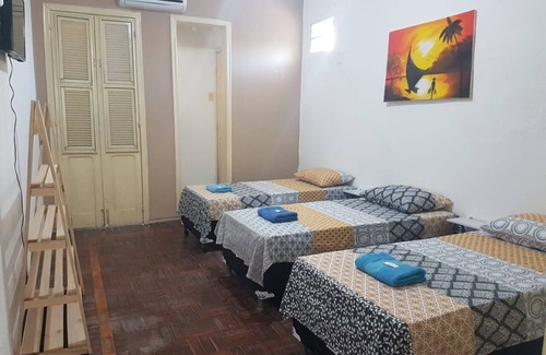 Aldeota House | Triple room with private bathroom, Wi-Fi, air conditioning and TV.