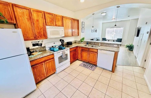 Reno House | Triplex/Sleeps21/7.5Bath