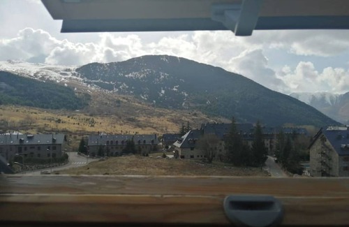 Pla de l'Ermita Apartment | Triplex with fireplace and balcony Erta 4