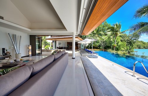 Plai Laem Villa | Tropical 4BR Oceanview Villa | Bophut Beach