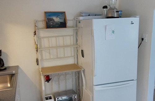 Holgate Condo | Tropical Feel-2nd floor, Huge Covered Furnished Deck-Quietest Area of Island