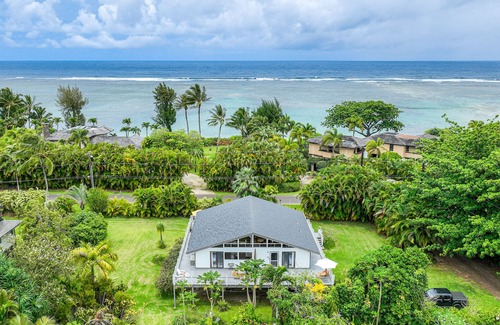Kilauea House | Tropical home across from Anini Beach with amazing deck & small ocean view