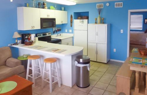Fort Walton Beach Apartment | Tropical Isle #205