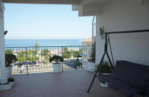 Ciro Marina Bed & Breakfast | TROPICAL ROOMS Vista Mare
