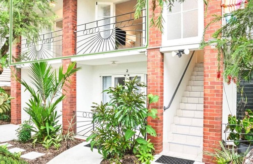 Parramatta Park Apartment | Tropical Terraces Three- Modern Coastal Retreat | Spacious 3BR Apt | Prime Cairns Location