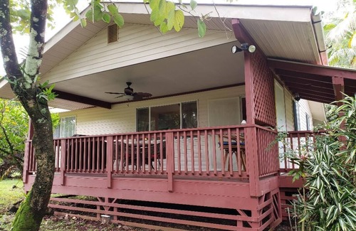 Kapoho House | Tropical Vacation Home in Hawaiian Beaches, Pahoa, HI