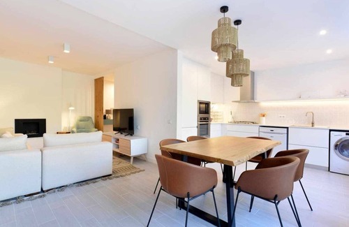 Quinta da Marinha Apartment | Tropical View Cascais - CheckinHome