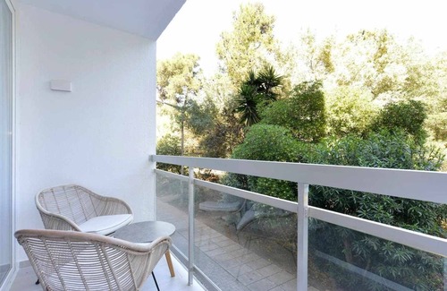 Quinta da Marinha Apartment | Tropical View Cascais - CheckinHome