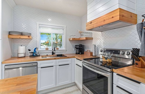 Treasure Island House | Tropical Waterfront Paradise with Private Dock