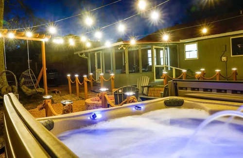 Gun Barrel City House | Tropo Casa on Lake Side:Hot tub,firepit &boat slip