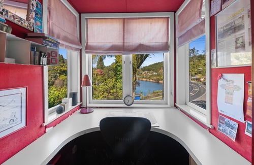 Okere Falls House | Trout Pool House - Okere Falls Lakeside Retreat
