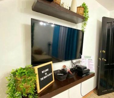 Clark Apartment | TRP4 - Rustic Styled 2BR Townhouse in DecaClark Angeles