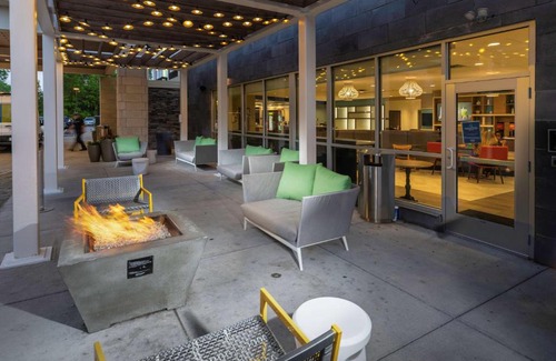 South Loop Hotel | Tru By Hilton Minneapolis Mall of America