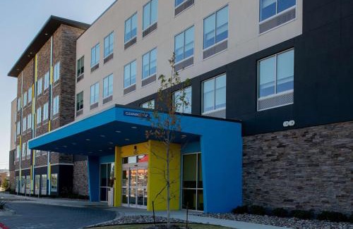 The Colony Hotel | Tru By Hilton The Colony