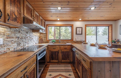 Truckee House | Truckee A Frame~Donner Lake