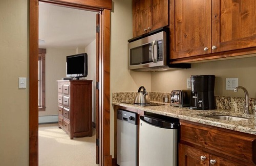 Breckenridge Cabin | TRUE Ski In/Out Luxury Suite Residence, Grand Lodge on Peak 7, Breckenridge CO