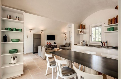 Ostuni Villa | Trulli Donnagaro - Three Bedroom Villa, Sleeps 6